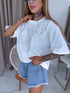 ONE SIZE T-krekls "THE FLOWER FLITTER" - BALTS